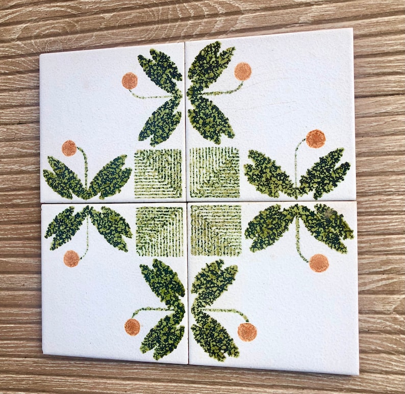 Vintage tiles from Spain – 4 tile mural – 70s geometric Fat Lava in green, orange, photo 4 of 9