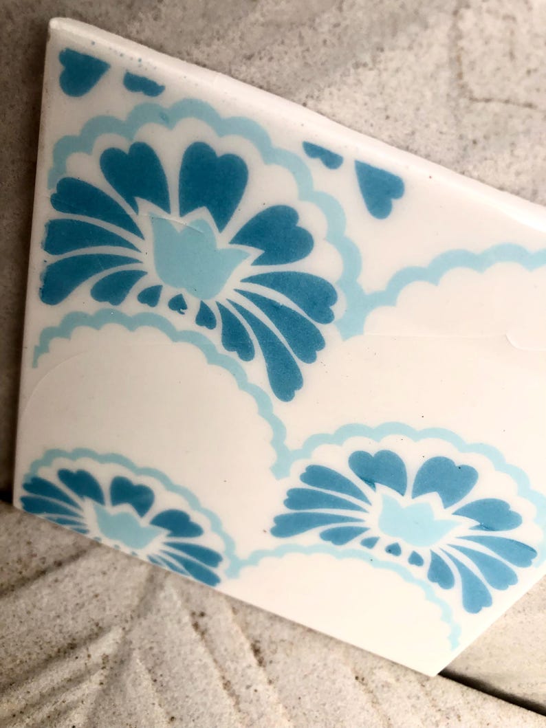 Vintage blue + white glazed retro tiles — set of 4, photo 3 of 9