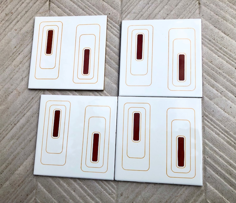 4 Spanish 70s vintage tiles – Brown, mustard yellow, cream, pop art style tiles, photo 2 of 10