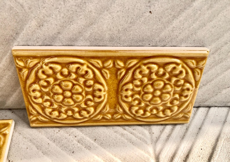 10 Yellow Art Nouveau style tiles, photo 2 of 7