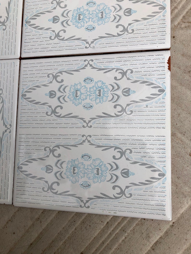 4 Spanish 70s blue and white tiles, photo 6 of 7