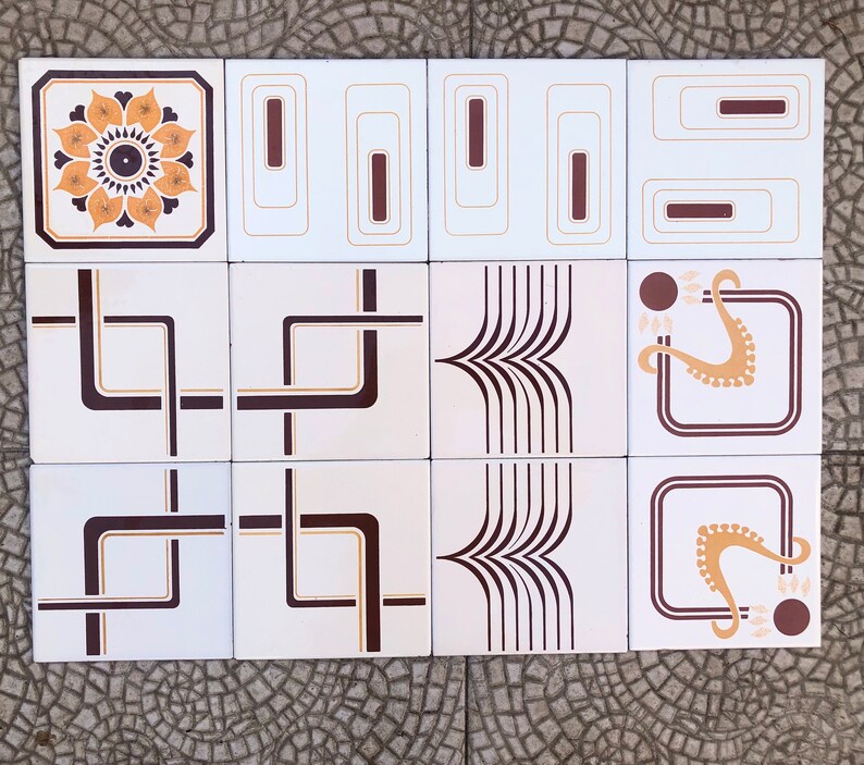 12 Spanish vintage tiles from the 60s - 70s, photo 2 of 10