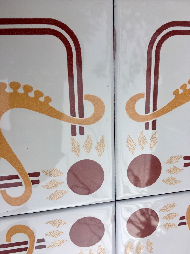 Spanish vintage tiles from the 70s – Brown + mustard yellow, photo 5 of 9