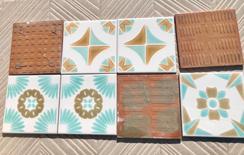 8 original vintage 70s glossy tiles, photo 8 of 10