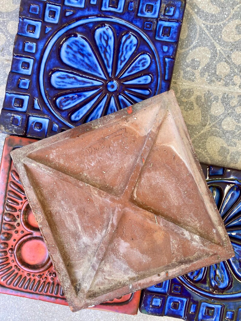 Last 4 tiles – Fat Lava 60s - 70s wall plaques, tiles / trivets, photo 8 of 10