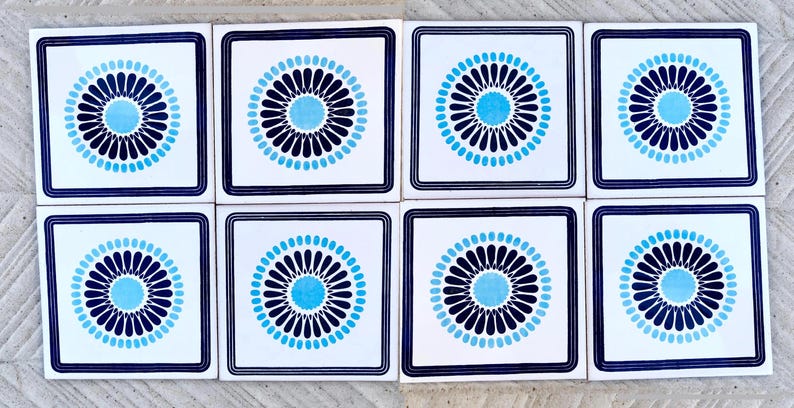 Spanish 60s 70s vintage tiles Unused – 8 pc blue daisy retro tiles, photo 2 of 9