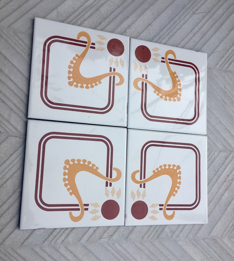 Spanish vintage tiles from the 70s – Brown + mustard yellow, photo 4 of 9