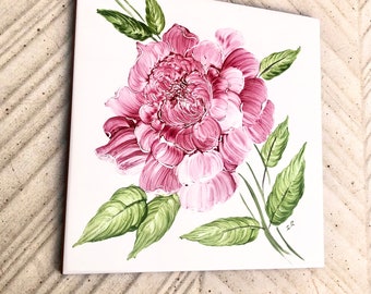 Pink peony rose vintage decorative tile.  Hand painted 60, 70s  ORIGINAL wall plaque. Painted floral 70s romantic flower power wall decor.