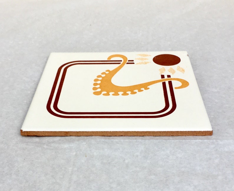 Spanish vintage tiles from the 70s – Brown + mustard yellow, photo 6 of 9