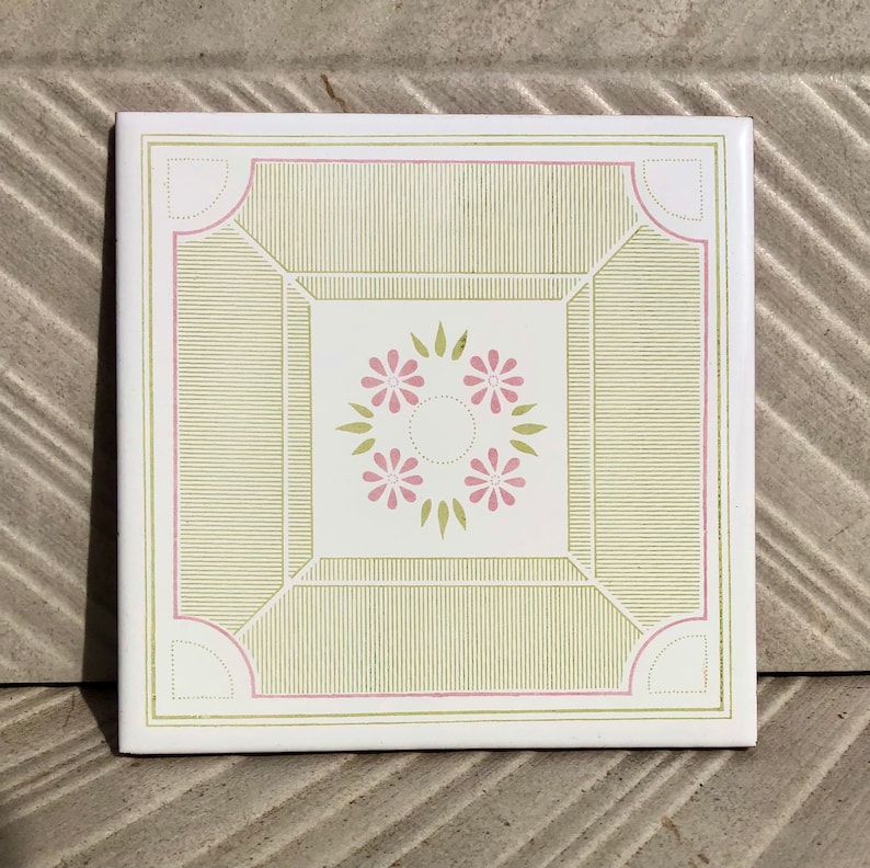 6 Spanish Original 70s green and pink decorative tiles, photo 1 of 10