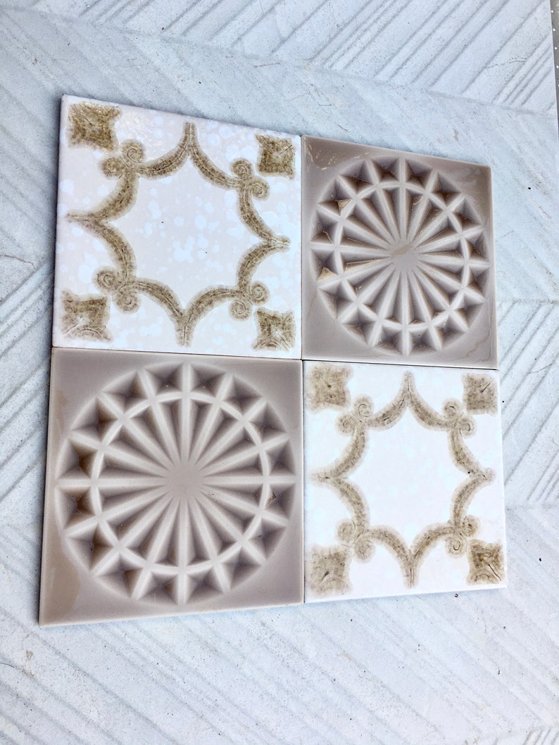 4 vintage 70s tiles from Spain, photo 1 of 10