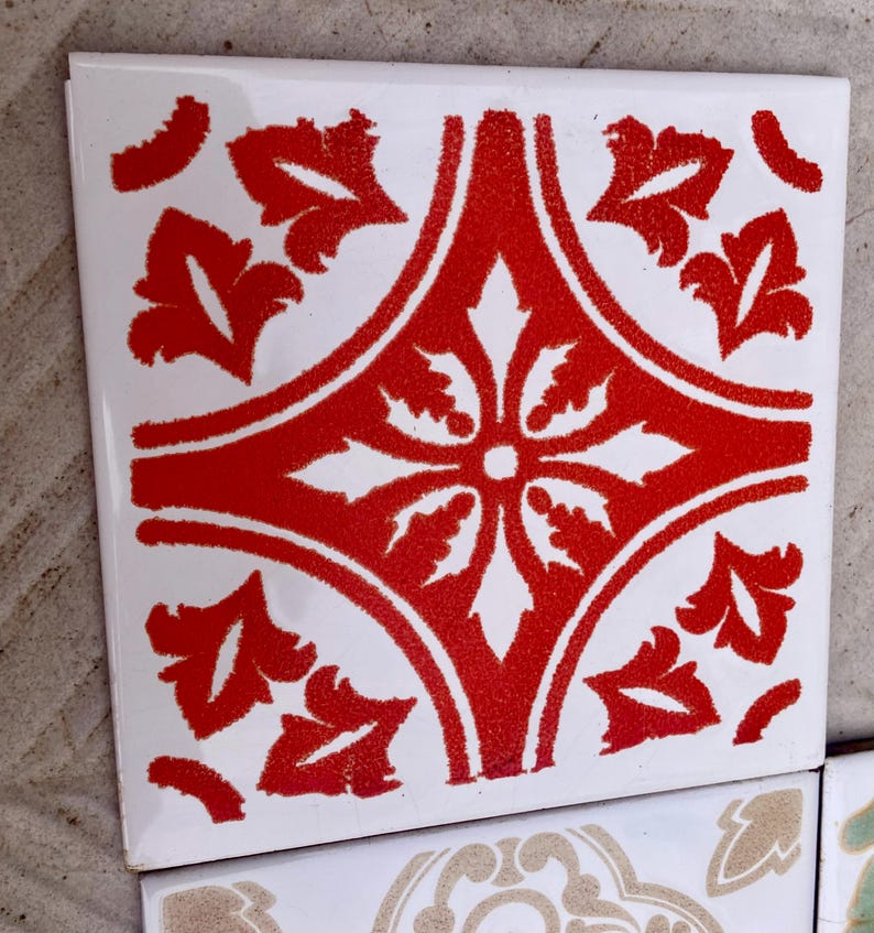 Spanish vintage brutalist 70s tiles — set of 6, photo 6 of 10