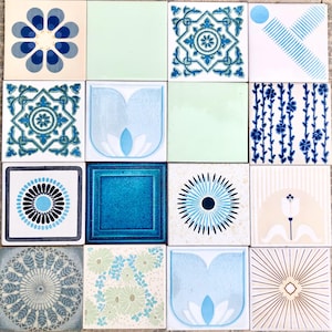 Vintage tiles from Spain. 16 pc mural. 70s fat lava style blue decorative tiles. Pop art, groovy backsplash. 60s, mid century wall decor