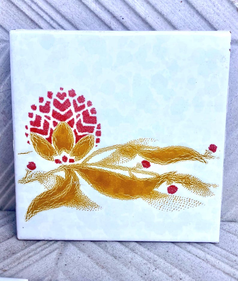 Vintage 70s tiles – 4 pc botanic - Fat Lava Original salvaged retro tiles, photo 1 of 8