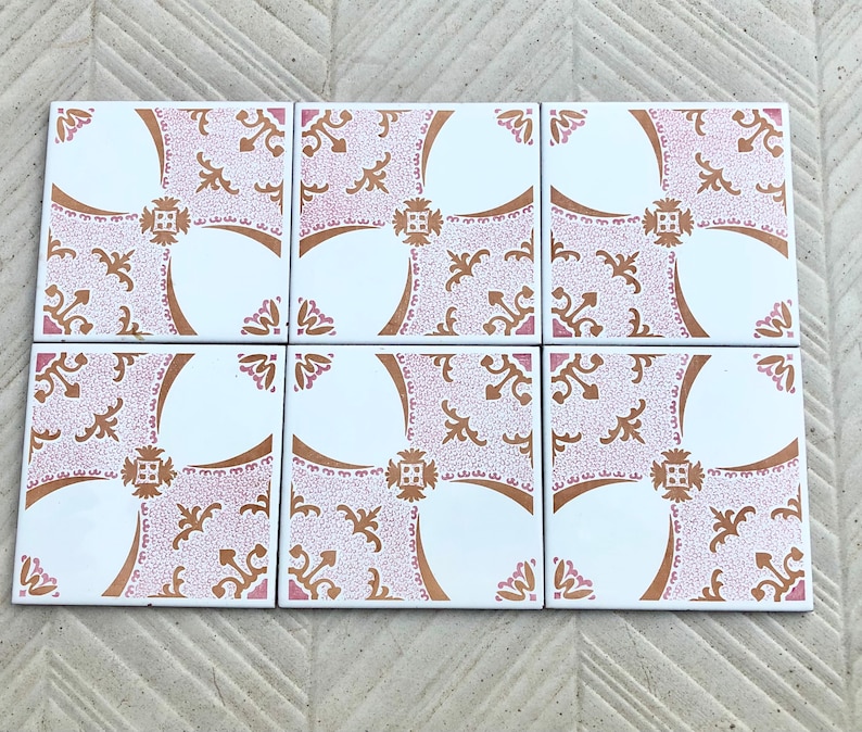 6 Spanish 70s pink tiles – Vintage floral tile mural, photo 7 of 9