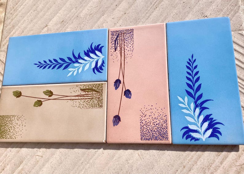 4 Spanish vintage 60s, 70s floral retro tiles, photo 2 of 10