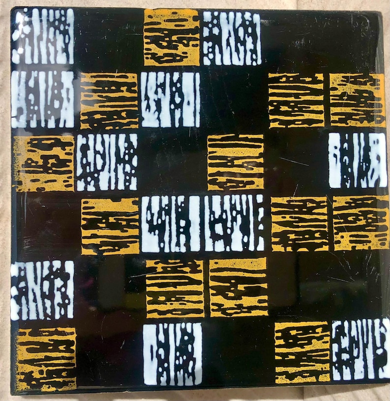 6 Spanish 50s vintage tiles – Black, mustard yellow, white, pop art style retro tiles, photo 2 of 7