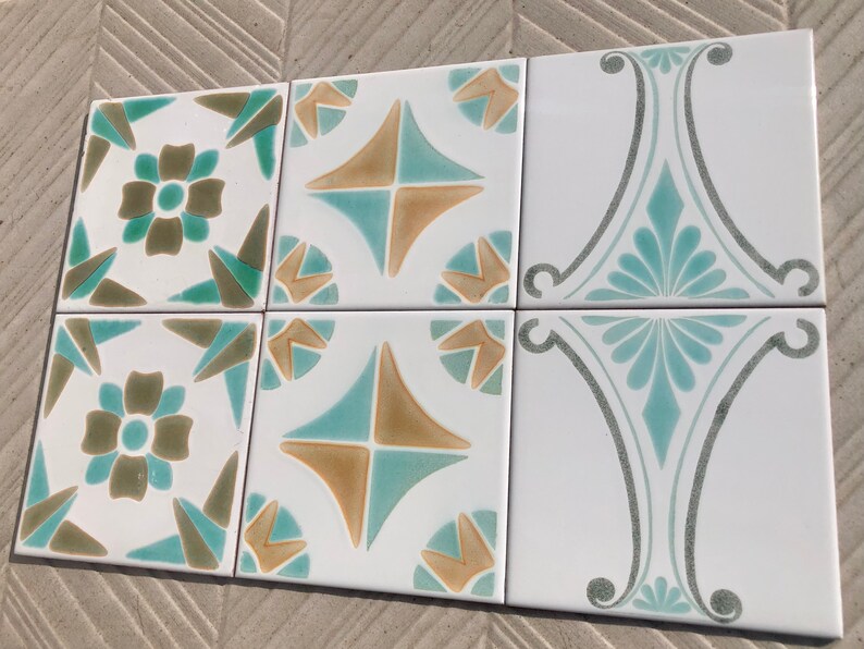 6 original vintage 70s glossy tiles, photo 3 of 10