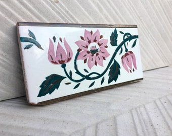 Art nouveau 100 year old vintage tile. Hand painted wall art from Spain. Salvaged majolica tile with pink flowers. Arts and crafts decor