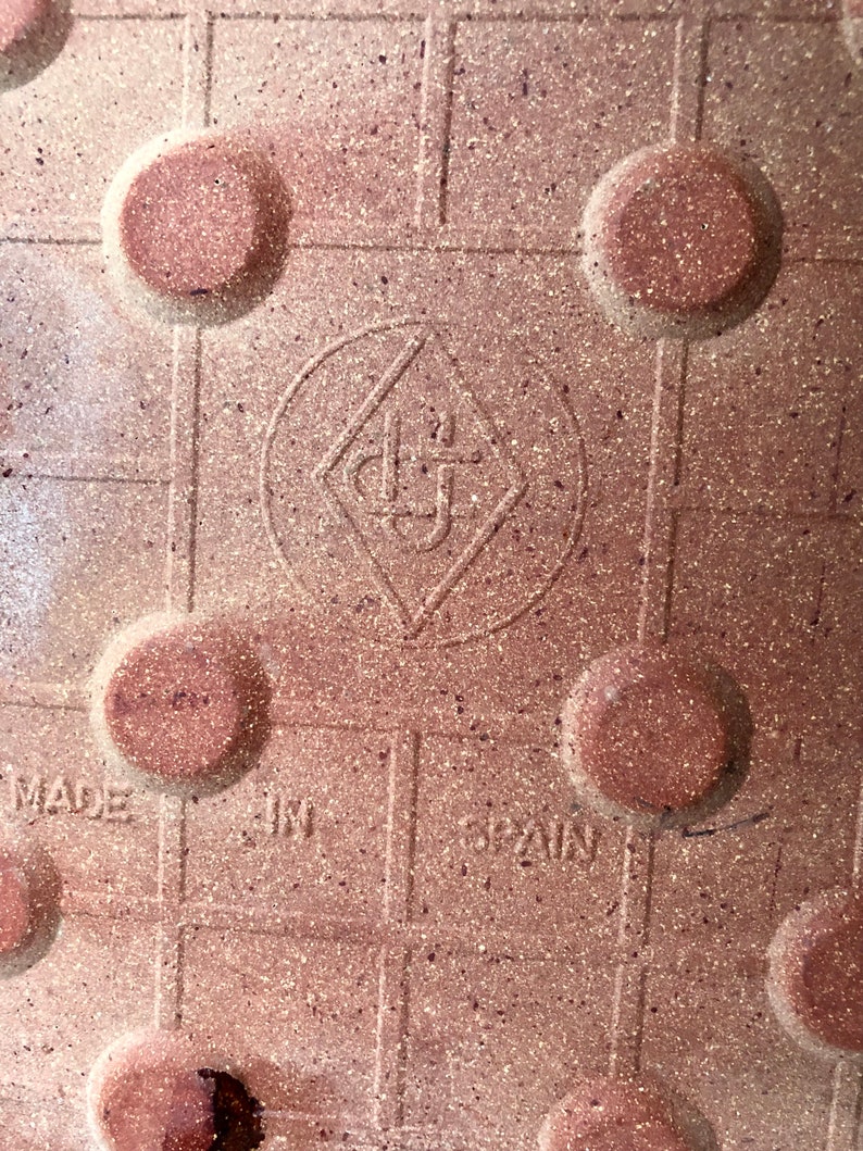 Spanish MCM vintage Fat Lava tile from the 70s, photo 9 of 10