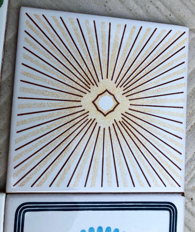 4 groovy 60s 70s original geometric decorative tiles, photo 6 of 10