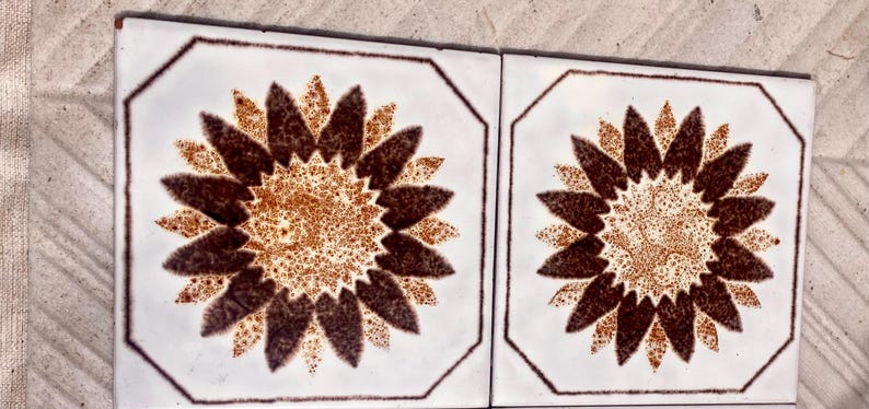 Original 70s retro tiles – 6 pcs Brown, cream, Fat Lava sunflower tiles, photo 4 of 10