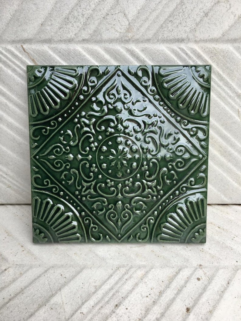Art Nouveau style floral border green tile set from Spain — set of 22, photo 10 of 10