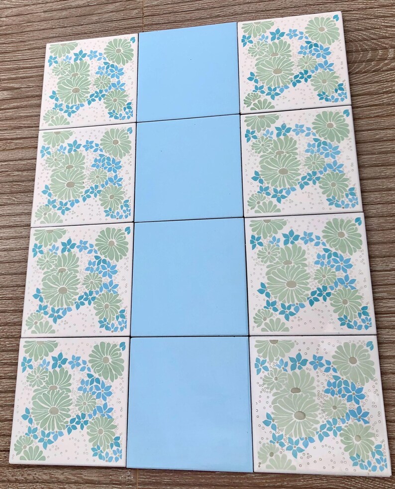 Spanish 60s 70s vintage tiles — set of 12, photo 4 of 9