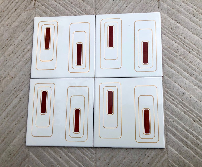 4 Spanish 70s vintage tiles – Brown, mustard yellow, cream, pop art style tiles, photo 5 of 10