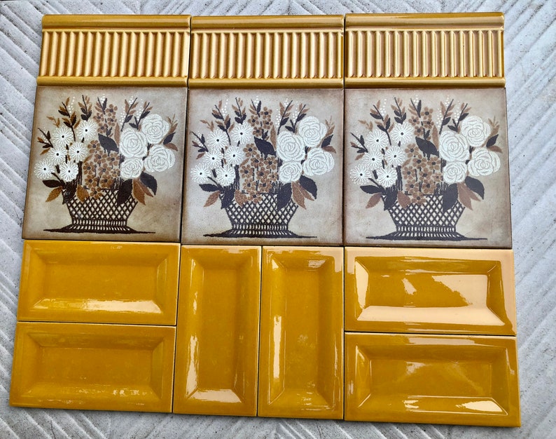 12 pc Art Nouveau style border tile set from Spain, photo 5 of 10