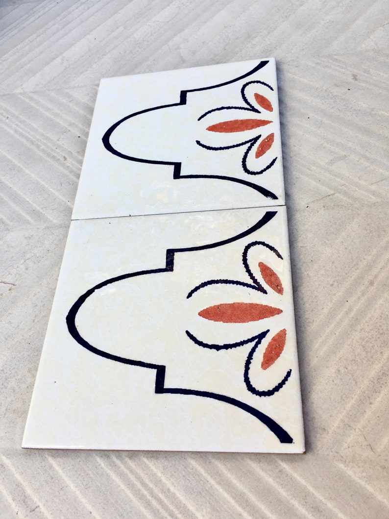 2 Spanish vintage 70s tiles OR tile trivets, photo 5 of 10