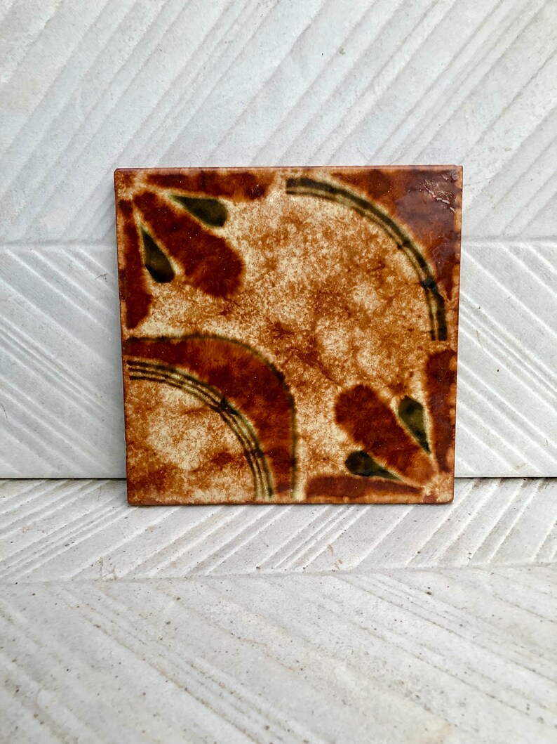 Spanish MCM vintage Fat Lava tile from the 70s, photo 4 of 10