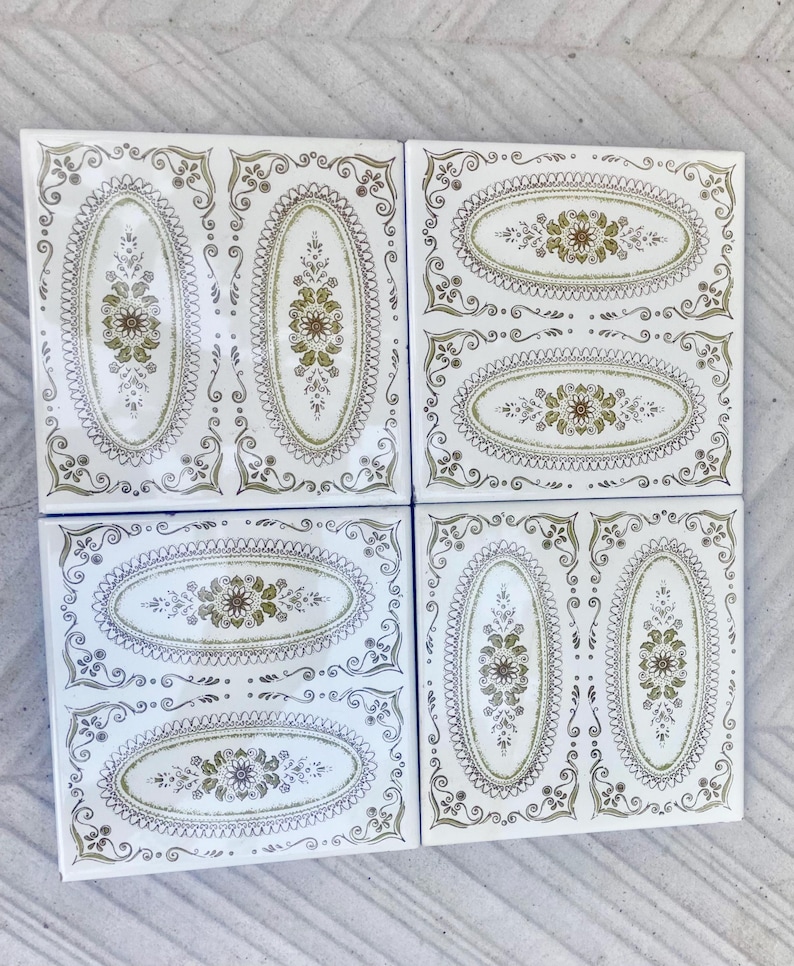 Art Nouveau style floral retro tiles from Spain — set of 4, photo 4 of 8