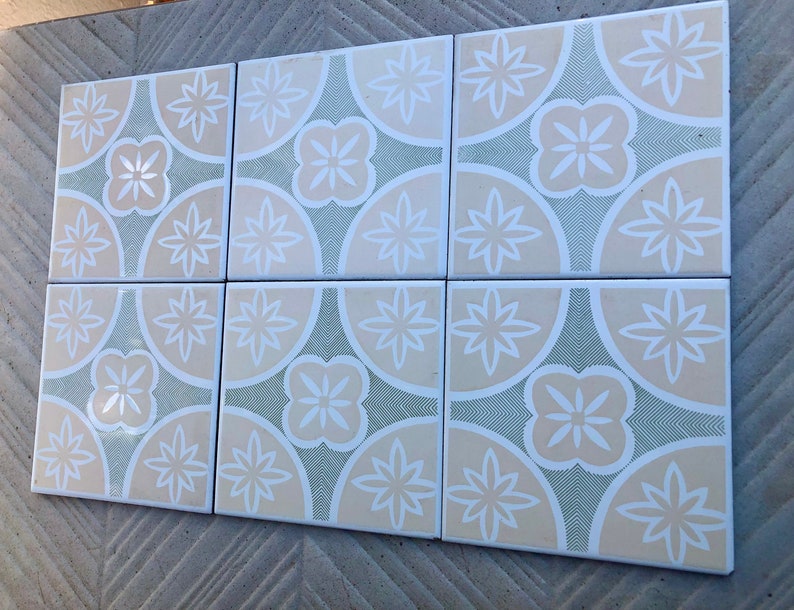 6 Spanish 70s green, peach beige tiles, photo 4 of 10
