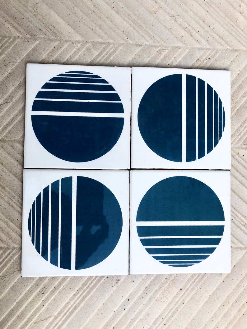 Spanish 60s 70s vintage tiles Salvaged, by Azulejos la Estrella — set of 4, photo 4 of 9