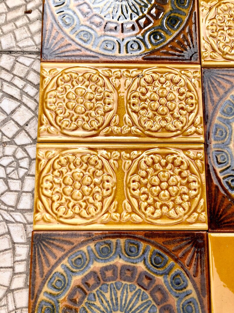 Brutalist style border tiles from Spain — set of 12, photo 6 of 9