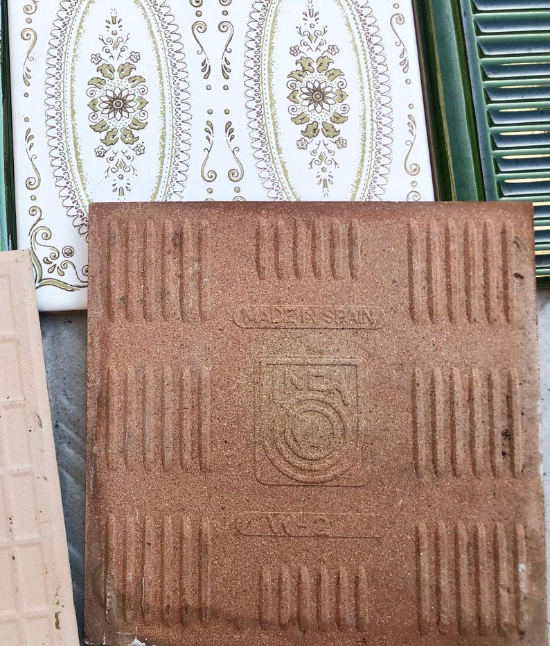 Art Nouveau style floral retro tiles from Spain — set of 4, photo 8 of 8