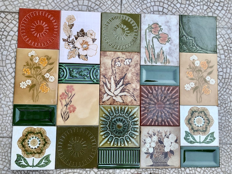 20 Original vintage tiles from the 60s - 70s, photo 1 of 10