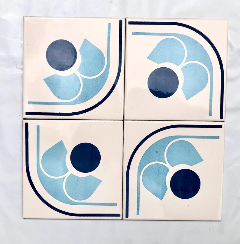 Spanish 60s 70s vintage tiles Unused – 8 pc blue flower retro tiles, photo 7 of 10