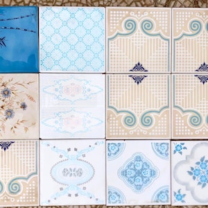 12 Spanish vintage tiles from the 60s - 70s. Blue and beige pop art tiles. MCM original wall decor, mid century geometric tiles, backsplash