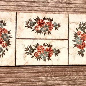 Spanish vintage 70s  FAT LAVA  floral retro tiles. 4 unused brutalist -romantic  tiles in green + burgundy. Original MCM decorative tiles.