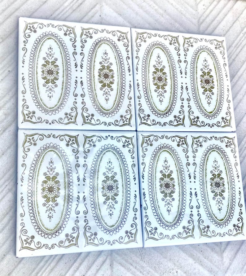 Art Nouveau style floral retro tiles from Spain — set of 4, photo 5 of 8