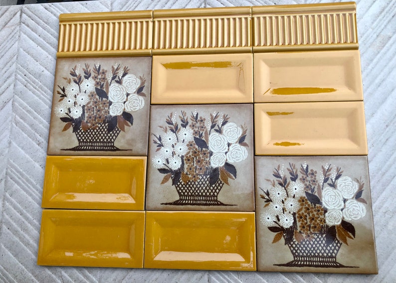 6 yellow Art Nouveau style border tiles, photo 8 of 8
