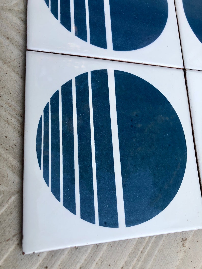 Spanish 60s 70s vintage tiles Salvaged, by Azulejos la Estrella — set of 4, photo 6 of 9
