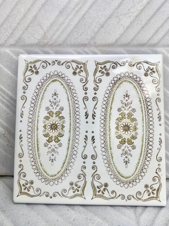 Art Nouveau style floral retro tiles from Spain — set of 4