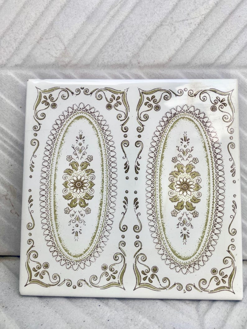 Art Nouveau style floral retro tiles from Spain — set of 4, photo 1 of 8