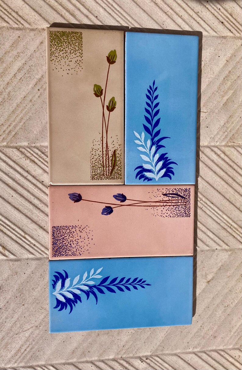 4 Spanish vintage 60s, 70s floral retro tiles, photo 10 of 10