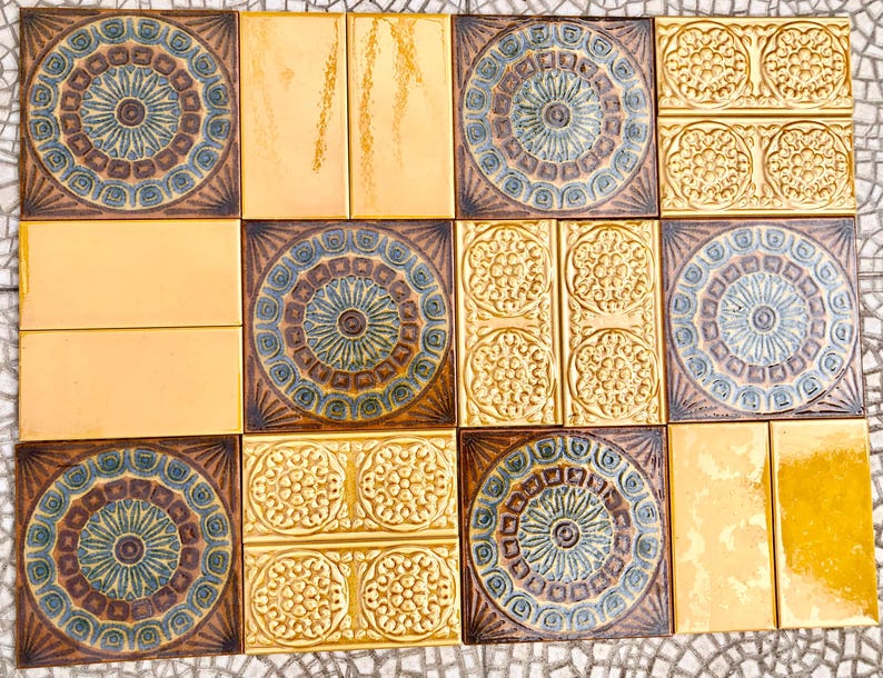 Brutalist style border tiles from Spain — set of 12, photo 8 of 9