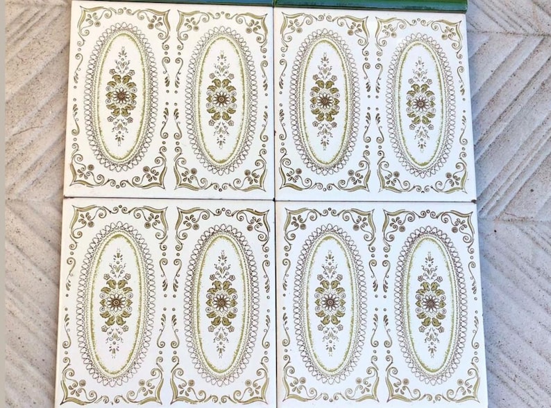 Art Nouveau style floral retro tiles from Spain — set of 4, photo 2 of 8