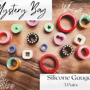Silicone Plugs & Tunnels Set Gauges 3 Pair Mix Ear Stretching Kit Body Jewelry 6g 4g 2g 0g 00g 1/2 9/16 5/8 gauge earrings red blue white